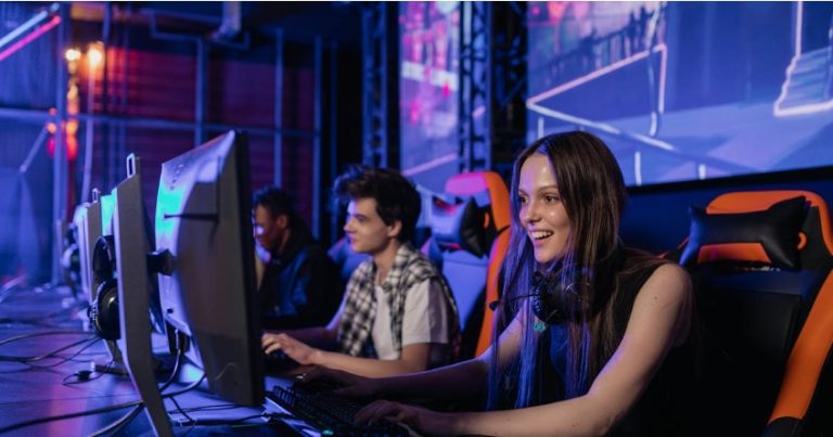 Why Online Slot Gaming Feels More Entertaining Through Dynamic Interfaces